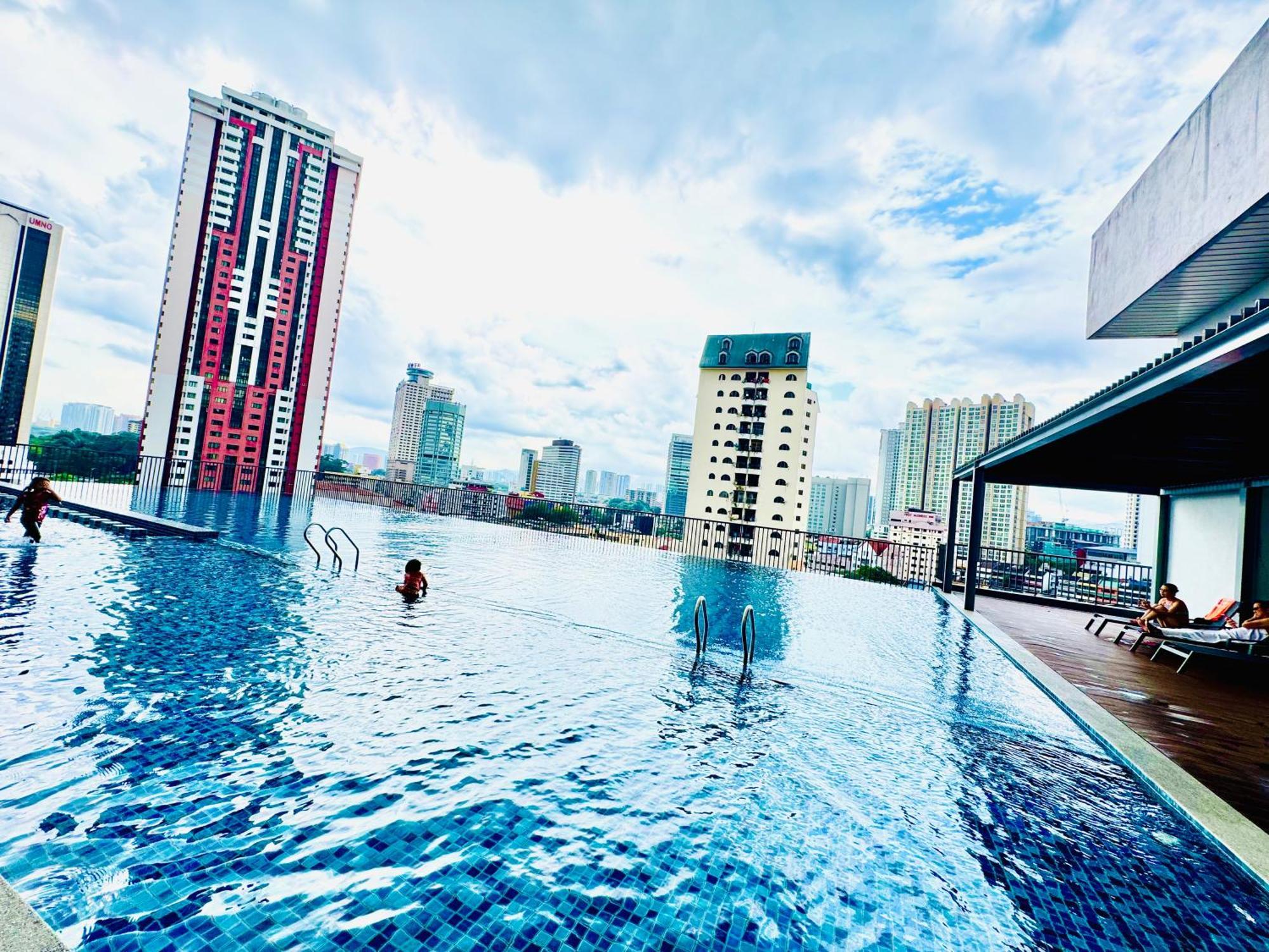 Chamber Suites Klcc Kuala Lumpur Exterior photo